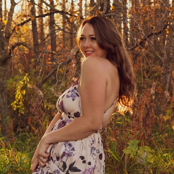 Meet your Posher, Katie - Picture 1 of 10